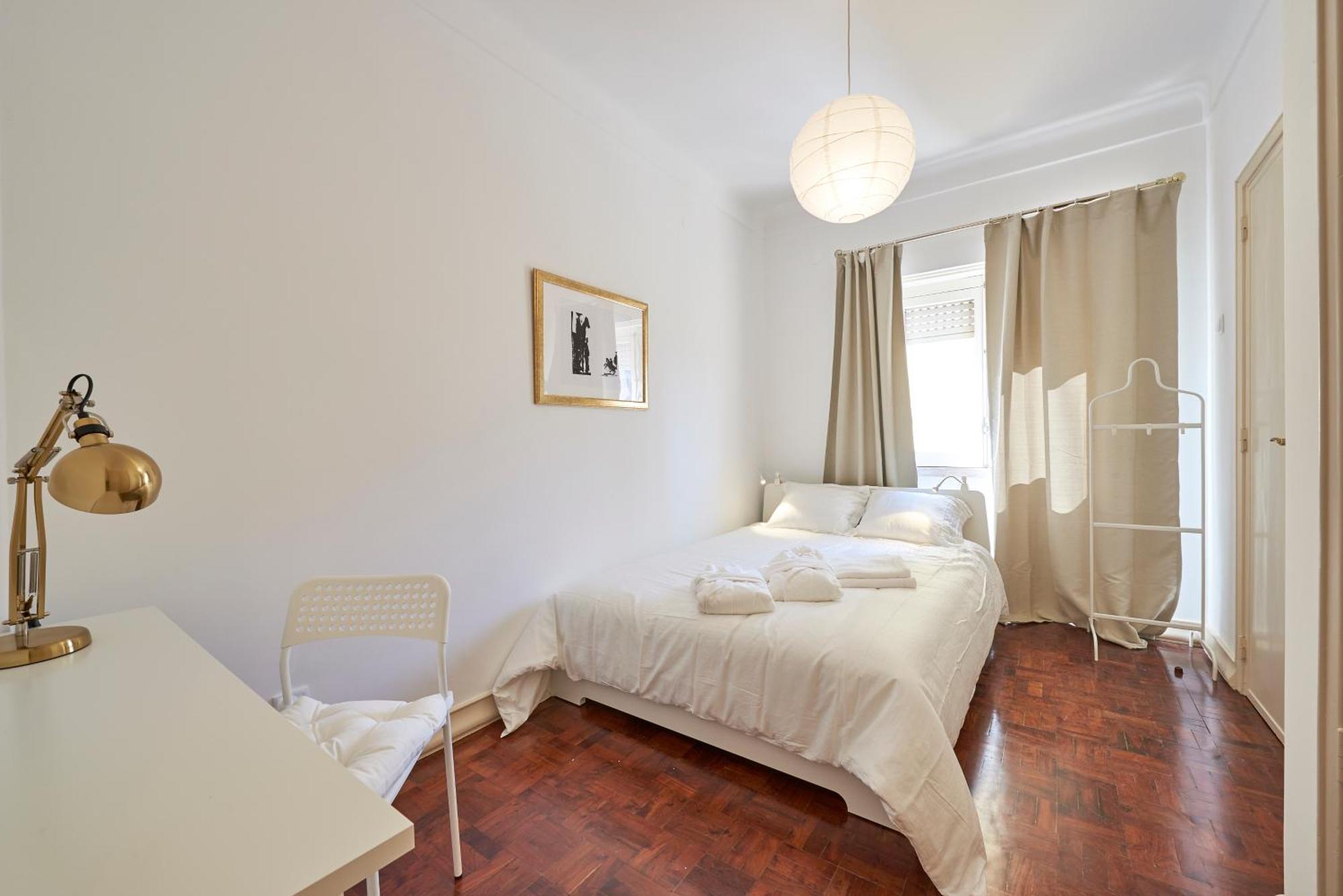 Campo Pequeno Prestige Otel Lisboa Oda fotoğraf
